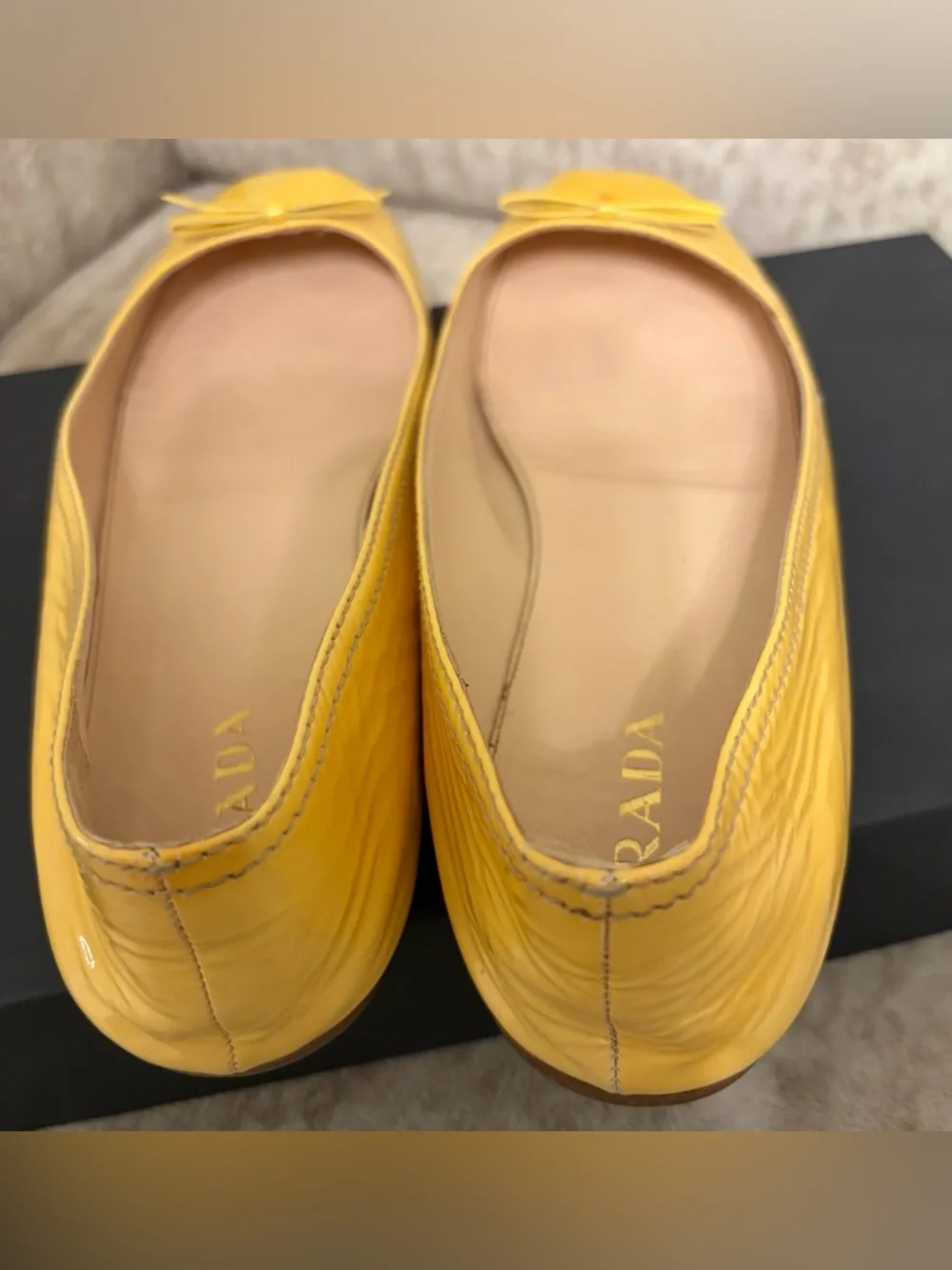 Prada Yellow Patent Leather Ballet Flats with Bow, size 39 1/2 - Picture 3 of 12